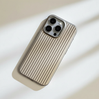 Titanium Shield Pro | Custodia Protettiva Premium per iPhone