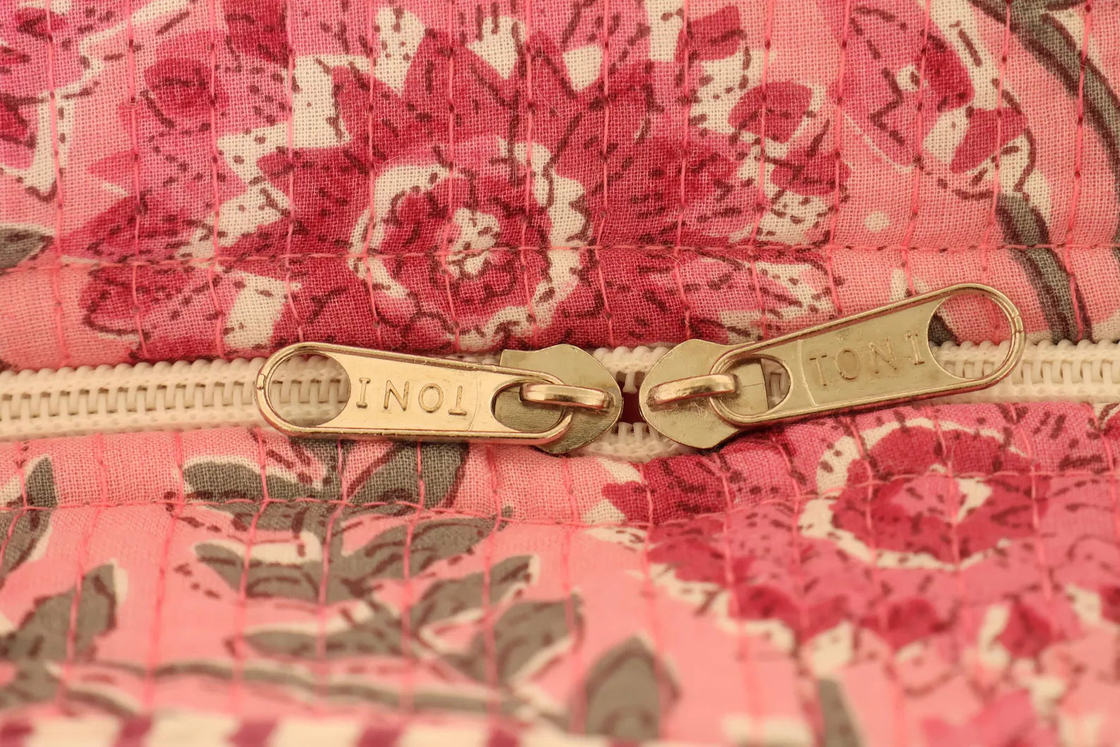 Borsa Tote Rosa Trapuntata in Cotone – Shopper Riutilizzabile Quotidiana