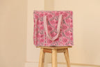 Borsa Tote Trapuntata Rosa in Cotone – Shopper Artigianale con Stampa Floreale