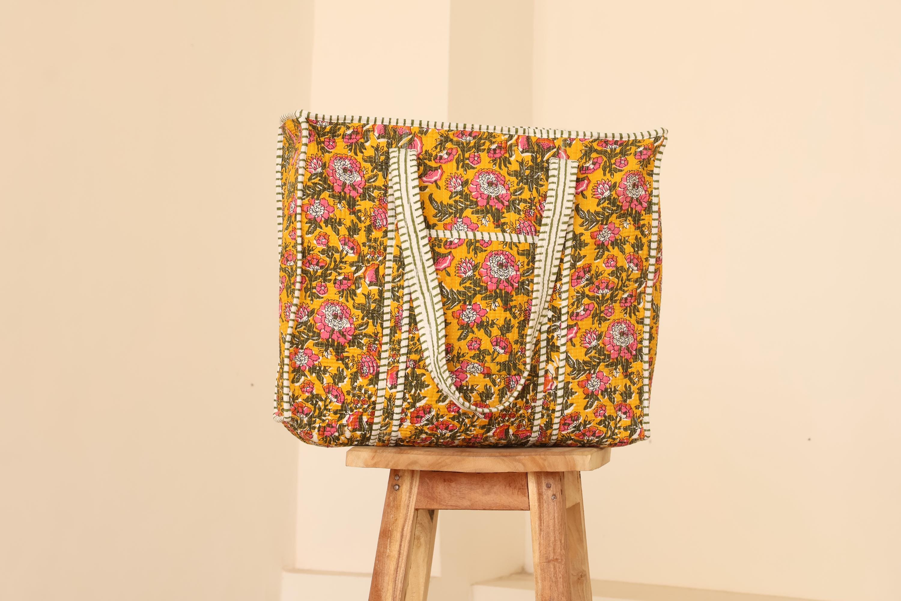 Borsa Tote Trapuntata in Cotone Floreale Senape – Borsa a Spalla Artigianale Stampata a Blocchi